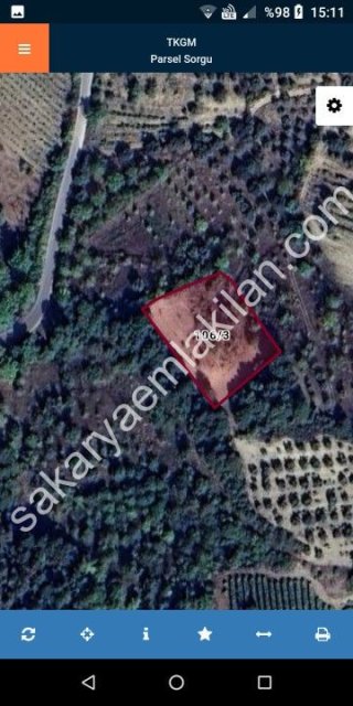 Ceceler Köyünde, (Merkeze 8 km.) 2122 m² - Hesaplı, Panoramik Manzaralı, Ulaşımı Kolay, Ceviz, Kiraz, Zeytin Dikili Bahçe