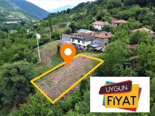 GEYVE AKINCI KÖYÜNDE 451 m² % 40 - 2 KAT KONUT İMARLI MANZARALI FIRSAT ARSA