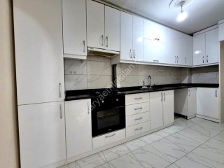 ADAPAZARI MERKEZDE KİRALIK 3+1 DAİRE