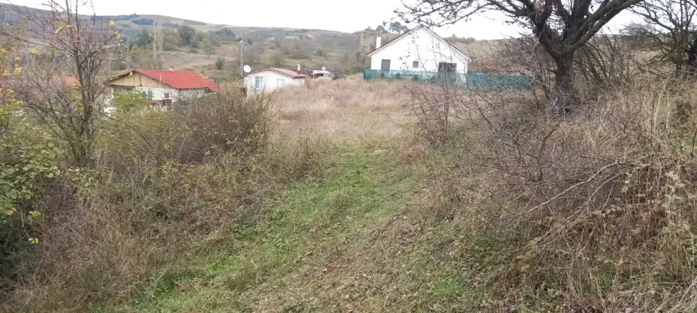 KARACAÖREN’DE 1763 m2 TAMAMI İMARLI MANZARALI KAÇIRILMAYACAK ARSA