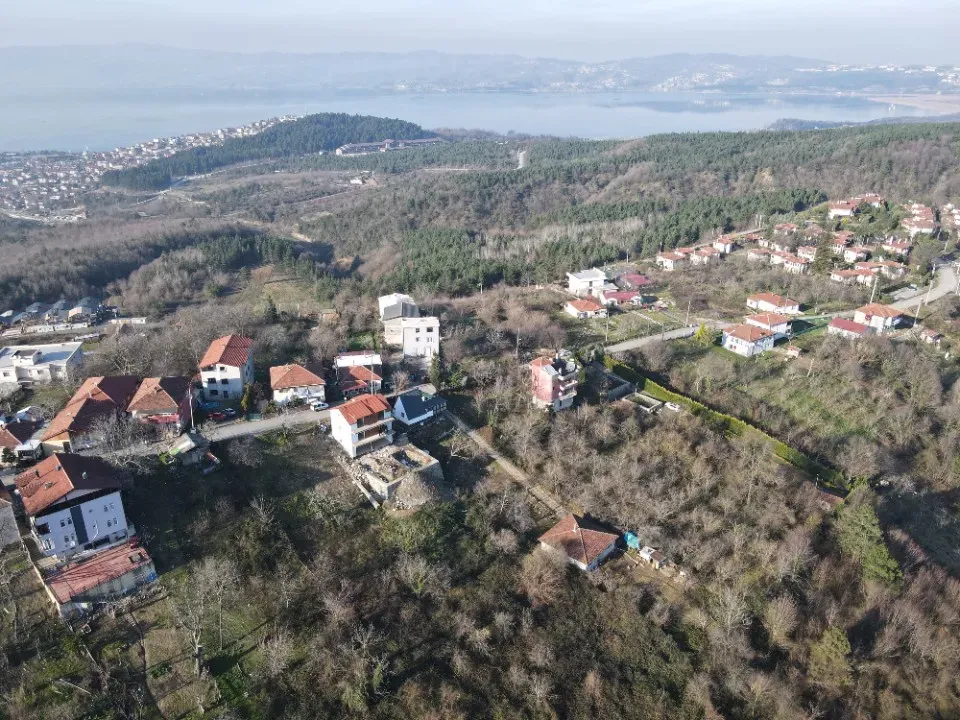 BEYKENT EMLAKTAN SAPANCA HACIMERCAN 500 M2 İMARLI ARSA