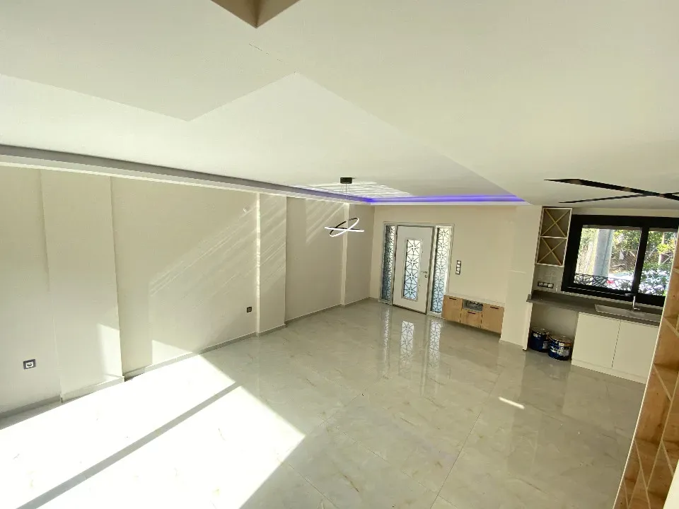 Seferihisar Payamlı Da Deniz Tarfında Satılık 3+1 Villa