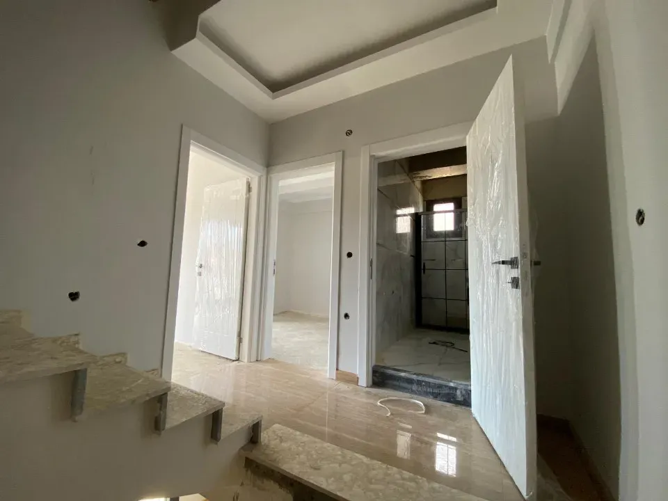 Menderes Özdere de Geneş Bahçeli Satılık Sıfır 3+1 Villa