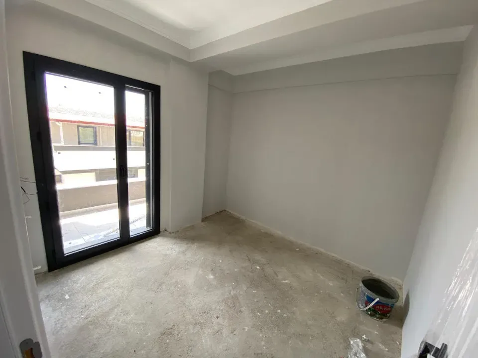 Menderes Özdere de Geneş Bahçeli Satılık Sıfır 3+1 Villa