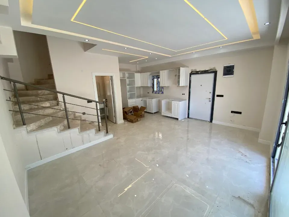 Özdere De Büyük Bahçeli Denize Yürüme Mesafesinde 3+1 Villa