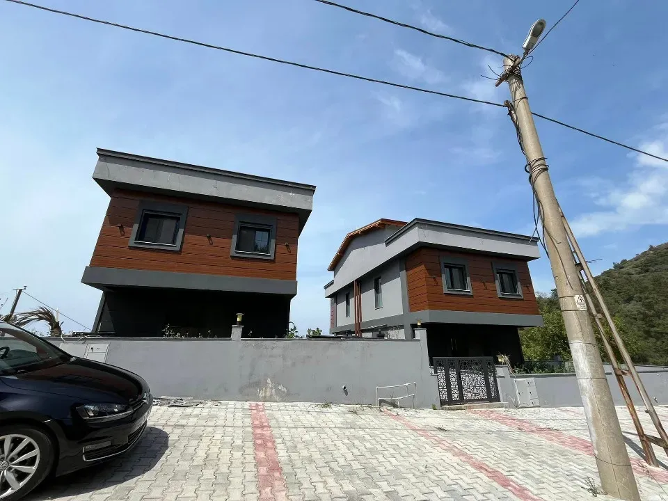 Özdere'de Denize Yürüme Mesafesinde Modern Mimarı Satılık 3+1 Villa