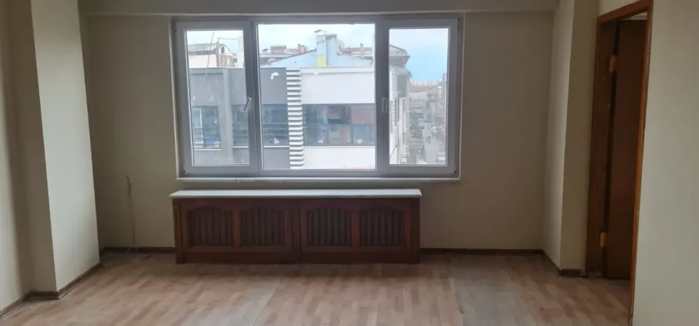 Çark Caddesinde Kiralık Eşyalı Daire