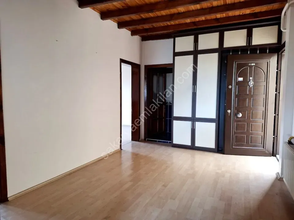 SAPANCA GAZİPAŞA MAHALLESİNDE KİRALIK 2+1 DAİRE