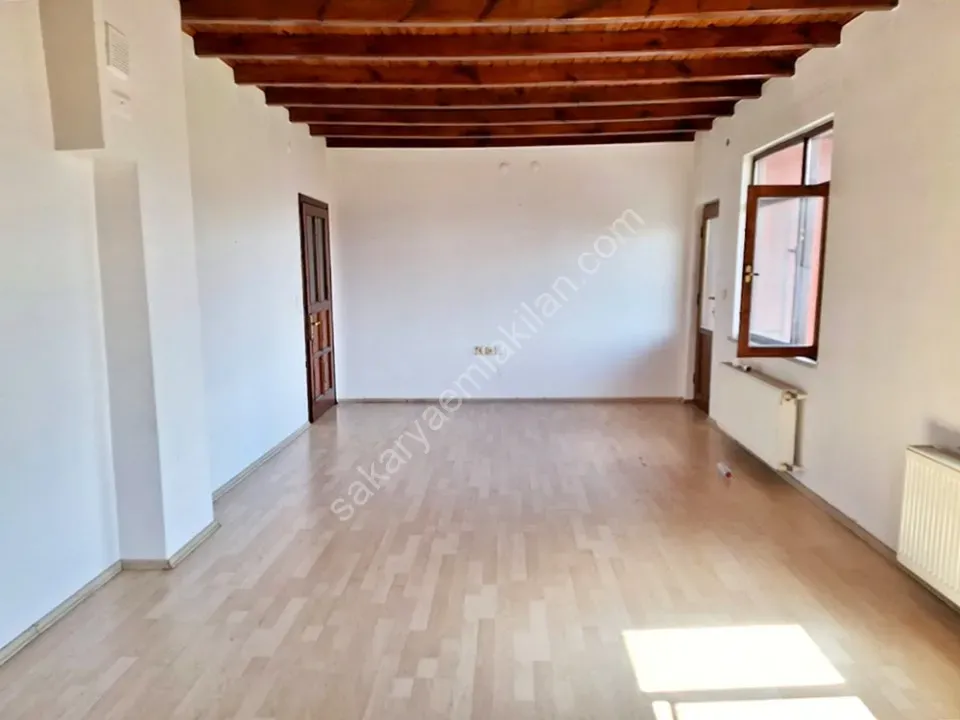 SAPANCA GAZİPAŞA MAHALLESİNDE KİRALIK 2+1 DAİRE