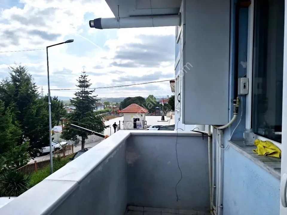 ADAPAZARI KARAMAN MAHALLESİNDE KİRALIK 3+1 DAİRE