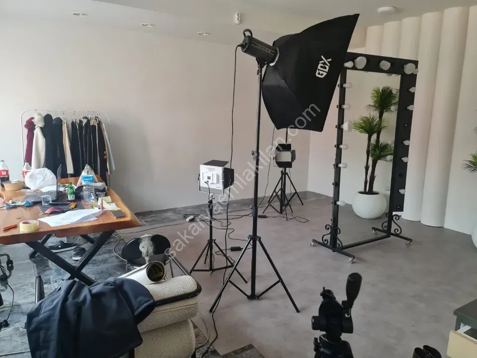 KATLIPAZAR YERİNDE SATILIK DÜKKAN