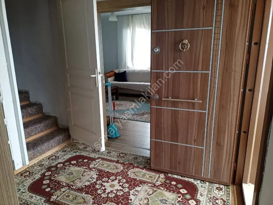 SAKARYA PAMUKOVA BAKACAK MAH.SATILIK KÖY EVİ