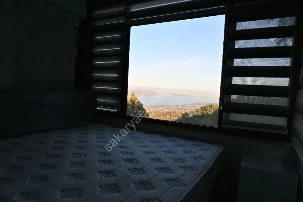Daire Fiyatına Göl Manzaralı Villa