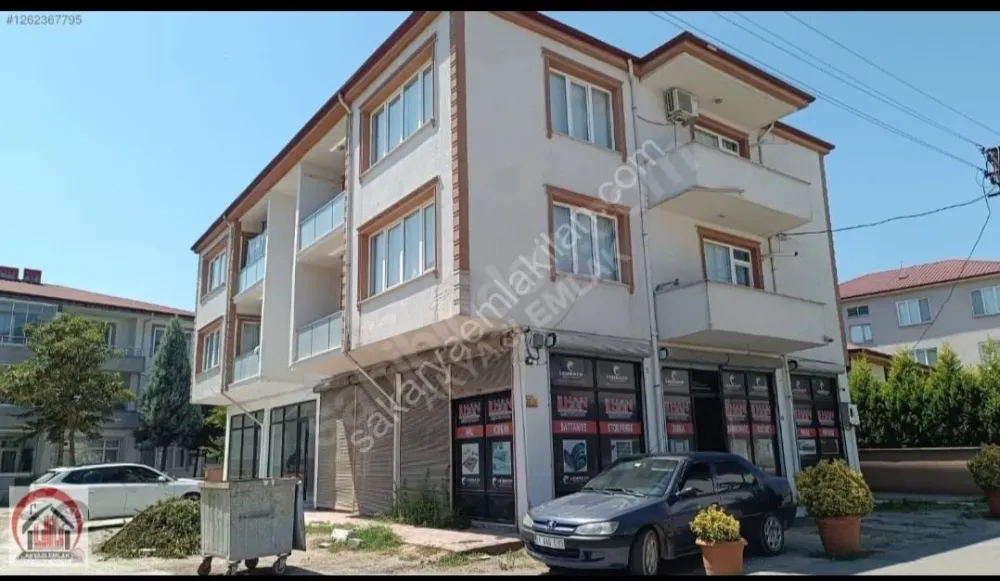 İŞLEK ve PRESTİJLİ LOKASYONDA TEKSTİL İMALATHANE ve OFİS KULLANIMI İÇİN UYGUN 90 M2 KİRALIK İŞ YERİ