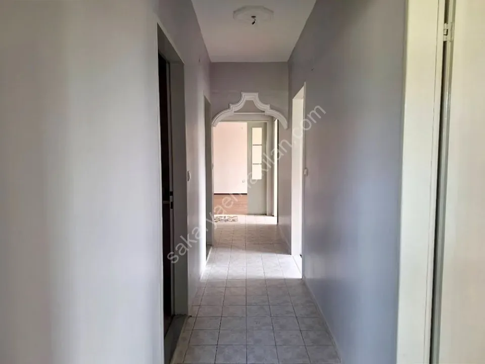 ADAPAZARI KARAMAN MAHALLESİNDE SATILIK 3+1 DAİRE