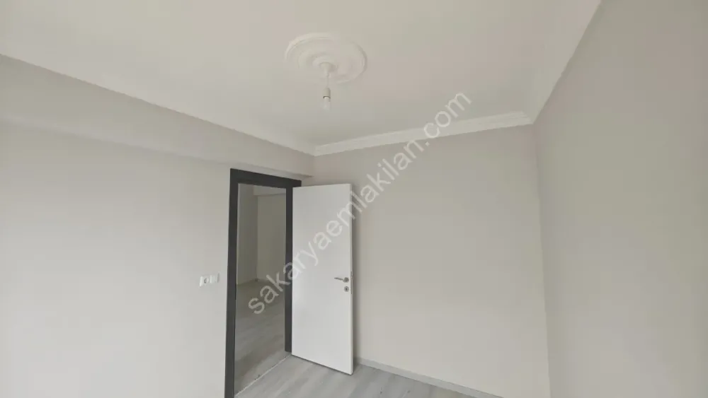 EŞYALI 1+1 KİRALIK DAİRE AKYAZI / YENİ MAHALLE