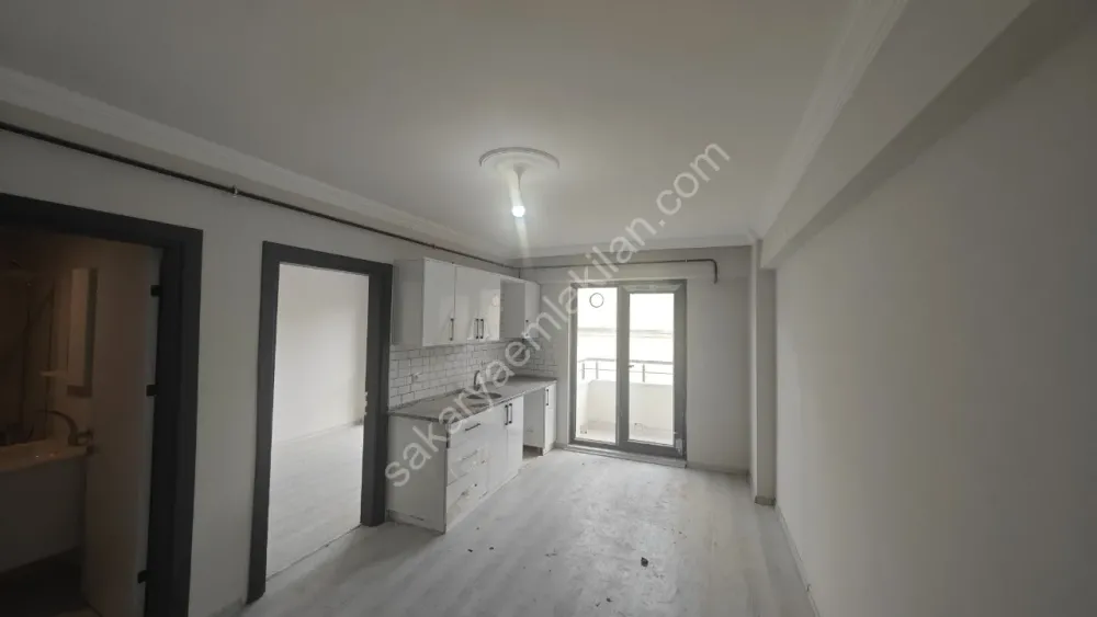 EŞYALI 1+1 KİRALIK DAİRE AKYAZI / YENİ MAHALLE