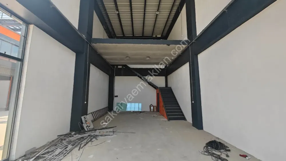 AKYAZI YENİ SANAYİ MERKEZİ SATILIK DÜKKAN 200 m2