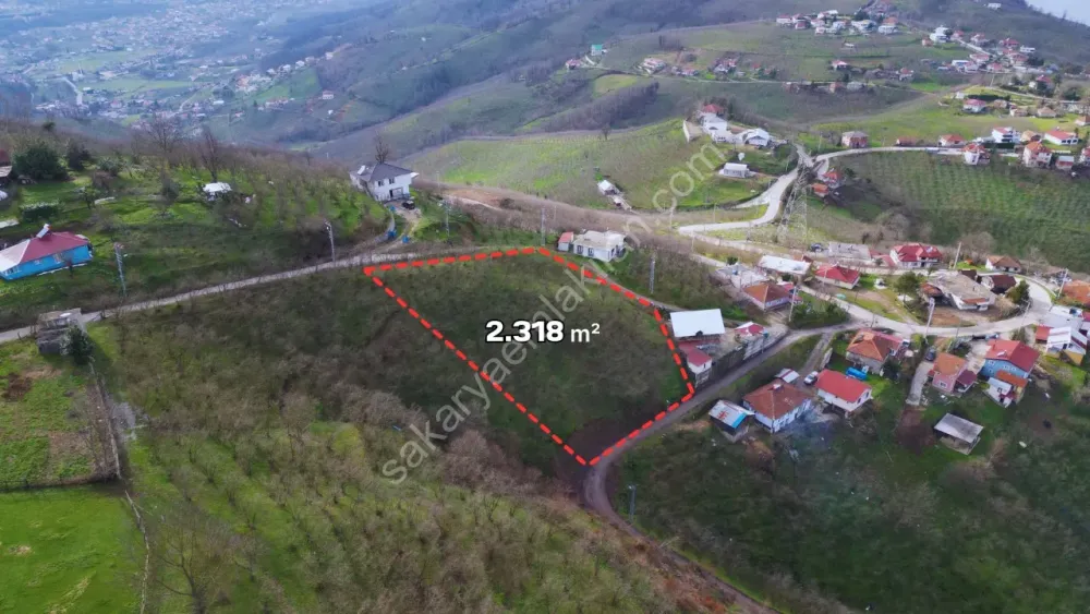 AKYAZI YENİKÖYDE 2.318 m2 KONUT İMARLI ARSA SATILIK