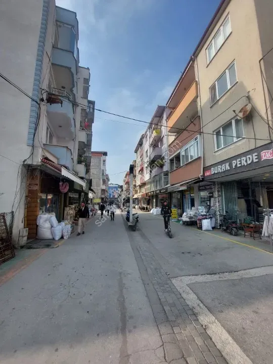 YILDIZ GAYRİMENKUL'DEN KATLI PAZAR ARKASI SATILIK 4.KAT DAİRE