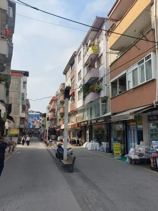 YILDIZ GAYRİMENKUL'DEN KATLI PAZAR ARKASI SATILIK 4.KAT DAİRE