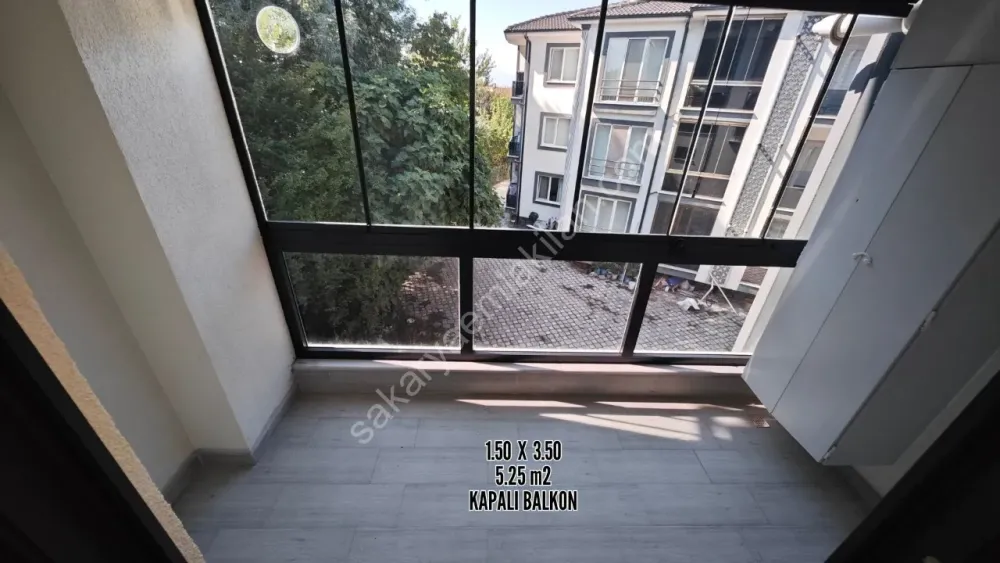 AKYAZI MERKEZ'DE KİRALIK ARA KAT 2+0 DAİRE ÖMERCİKLER MAHALLESİ