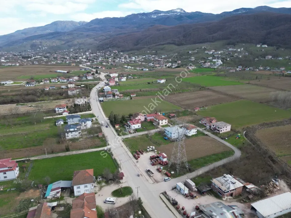 875 m2 İMARLI ARSA SATILIK ALTINDERE YOLU ÜZERİ / HARUNUSTA