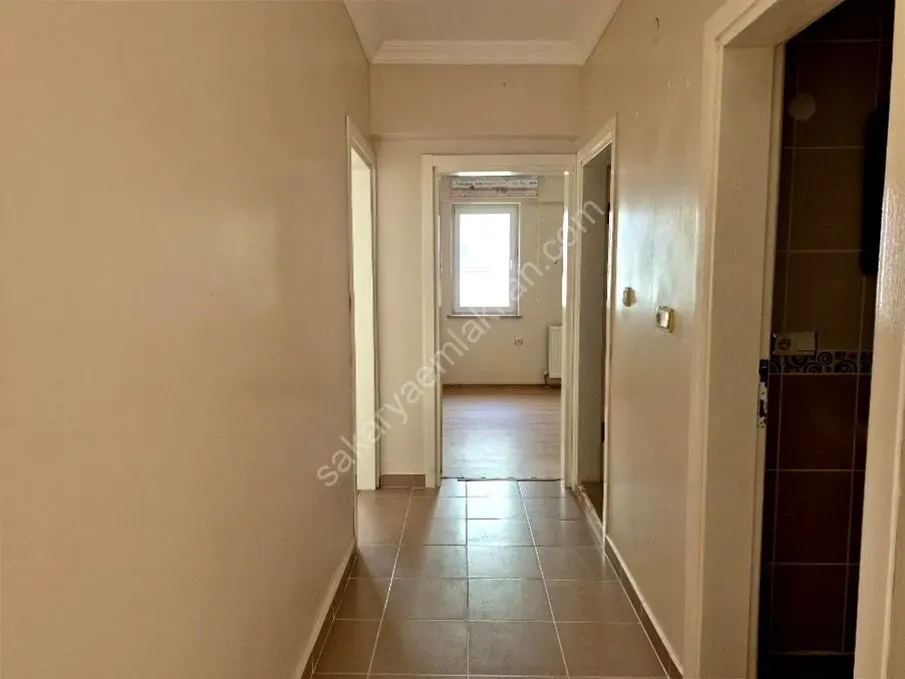 ADAPAZARI CAMİLİ MAHALLESİNDE KİRALIK 3+1 DAİRE