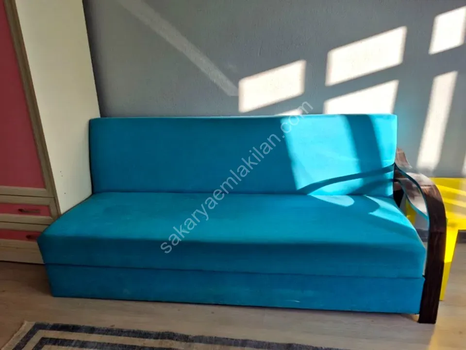 ADAPAZARI MERKEZDE KİRALIK EŞYALI STÜDYO DAİRE