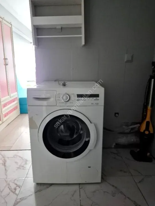ADAPAZARI MERKEZDE KİRALIK EŞYALI STÜDYO DAİRE