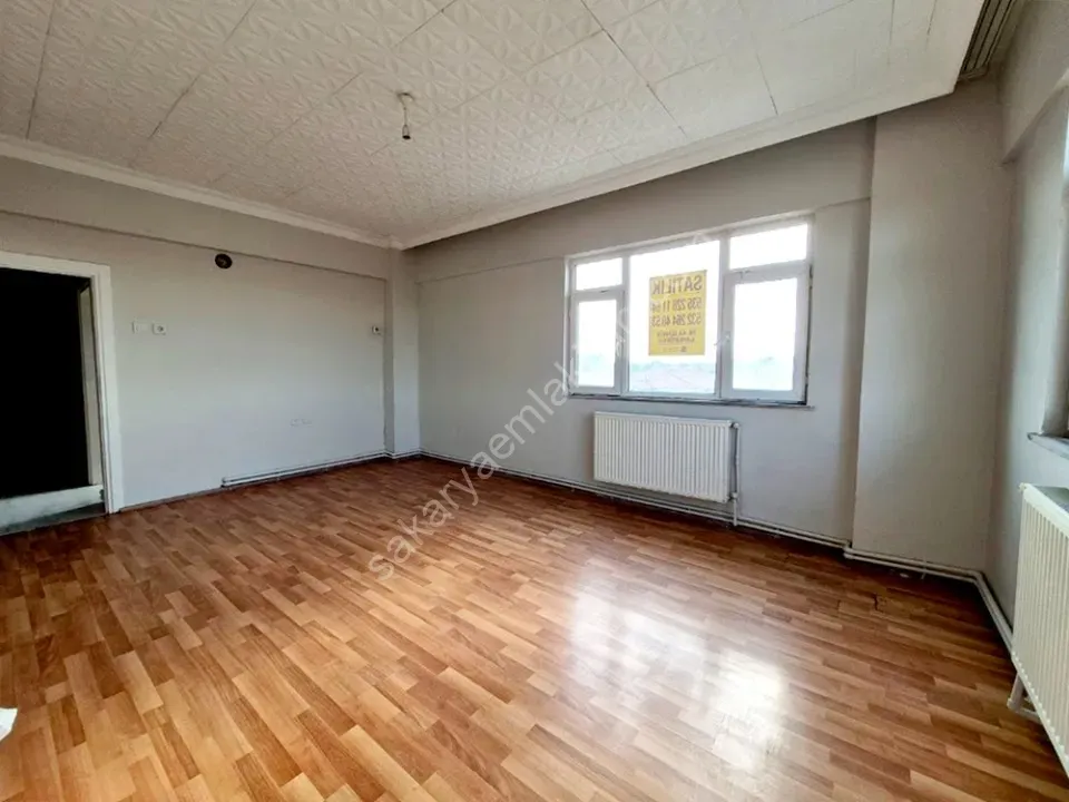 ADAPAZARI YAĞCILAR MAHALLESİNDE SATILIK 3+1 DAİRE