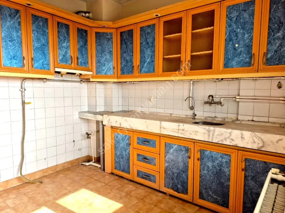 ADAPAZARI YAĞCILAR MAHALLESİNDE SATILIK 3+1 DAİRE