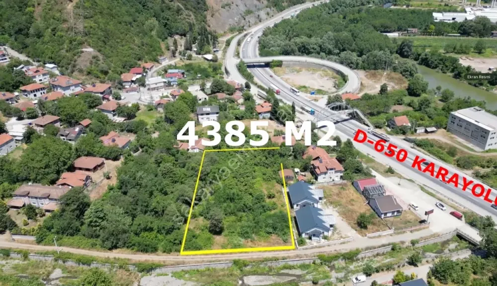 SAKARYA GEYVE NURUOSMANİYE'DE 4.385 m² İMARLI YATIRIMLIK ARSA
