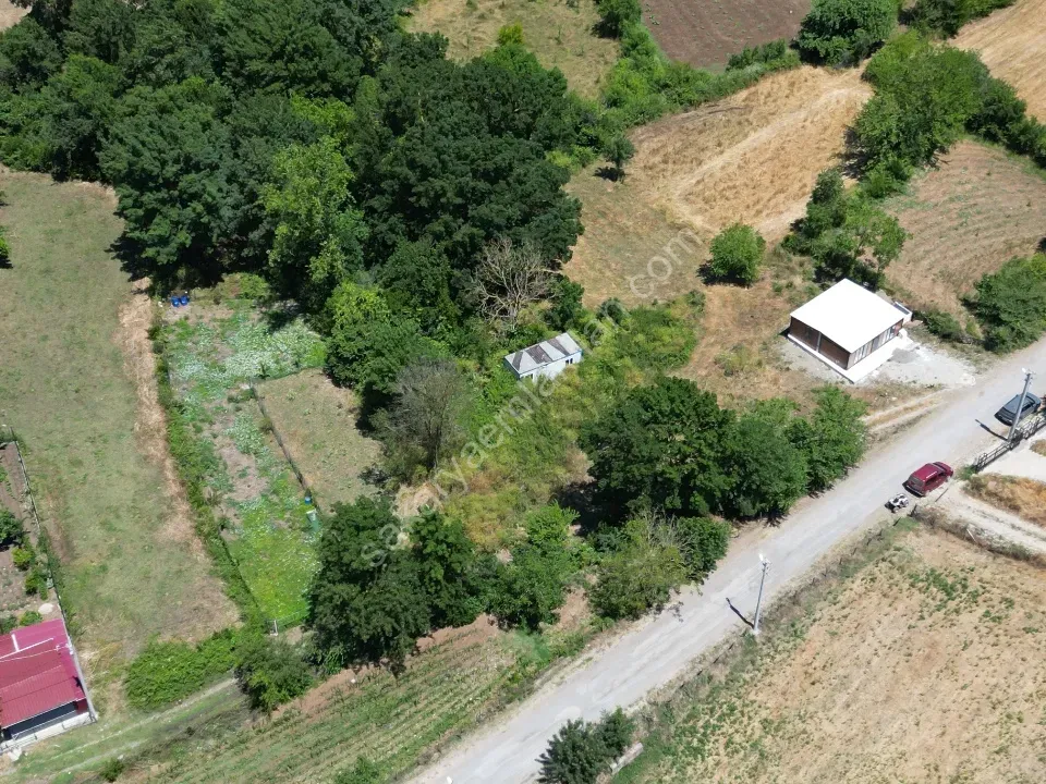 Şehrin Stresinden Uzaklaşın! Kanarca Sabırlı'da 244 m² Köy İçi Arsa