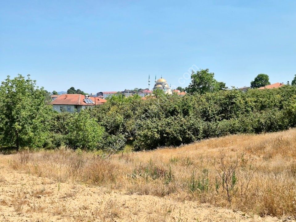 KARASU LİMANDERE MAHALLESİNDE SATILIK ARSA